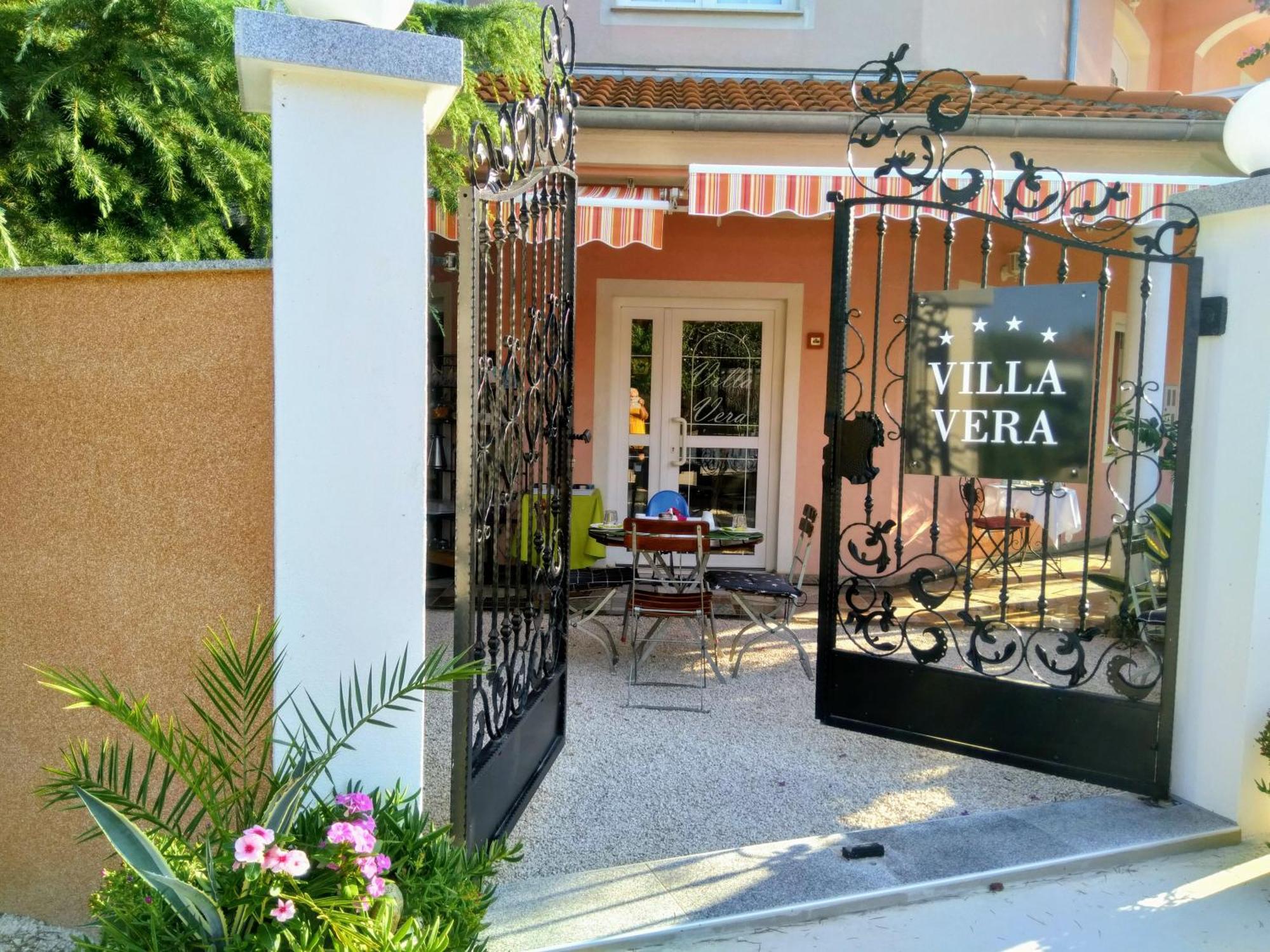 Hotel Villa Vera 2 Fazana Ngoại thất bức ảnh