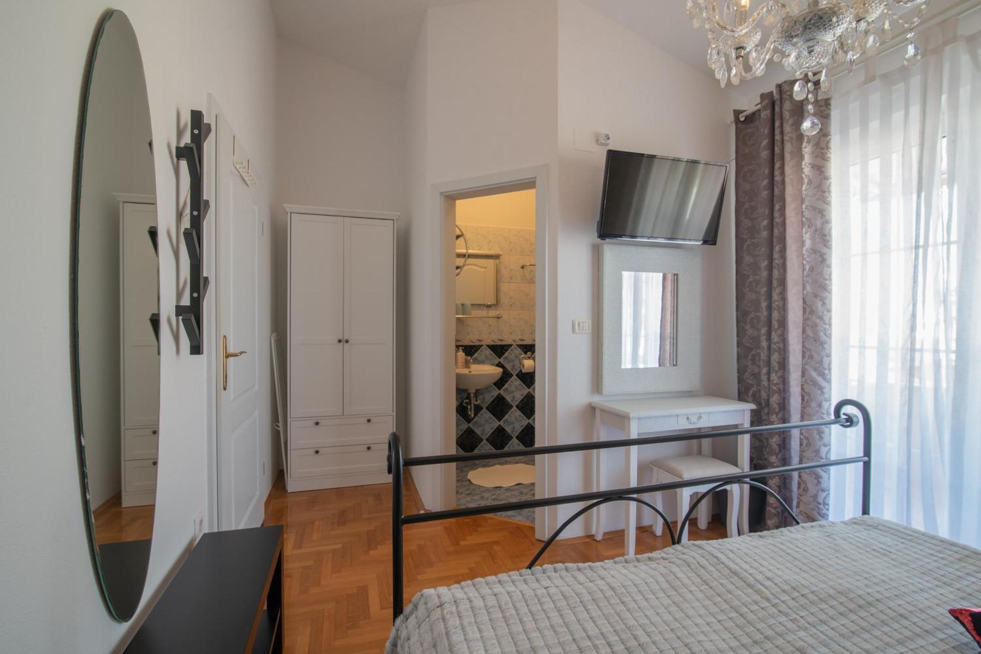 Hotel Villa Vera 2 Fazana Ngoại thất bức ảnh